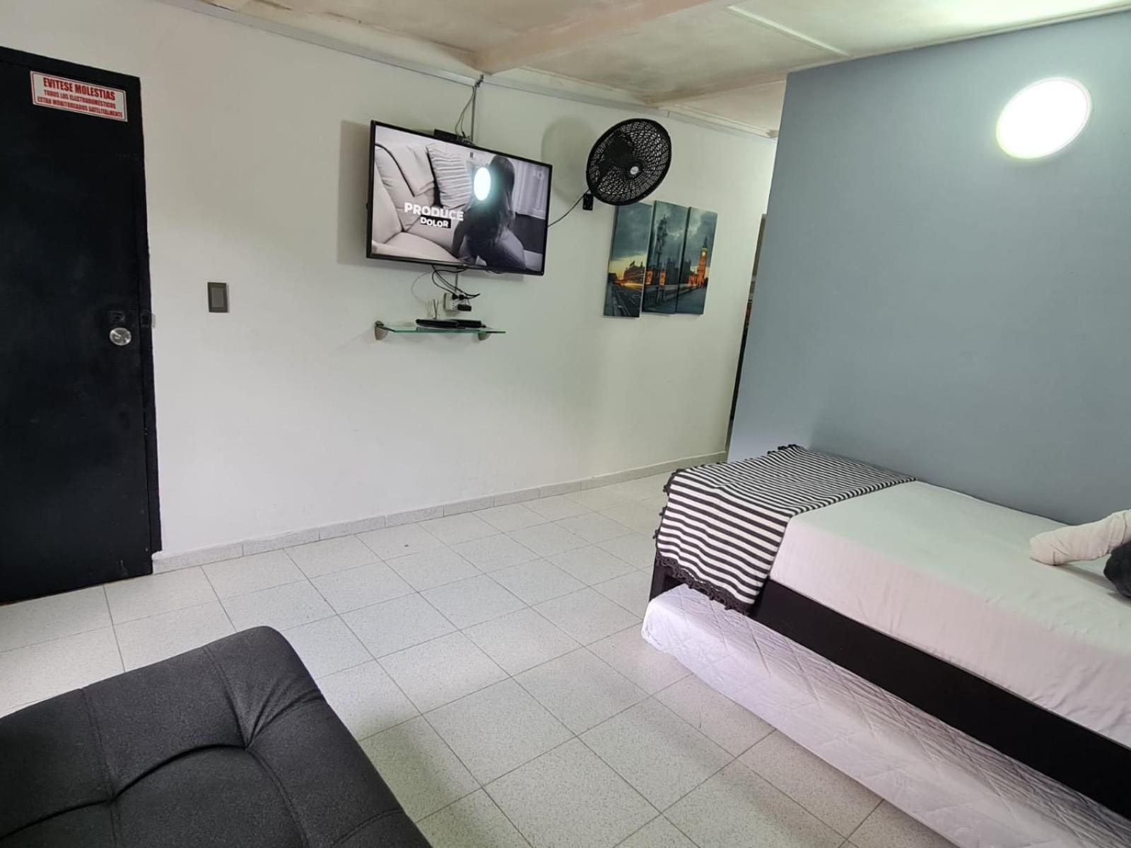 מדיין New Cozy Apartment In The Poblado, San Lucas מראה חיצוני תמונה